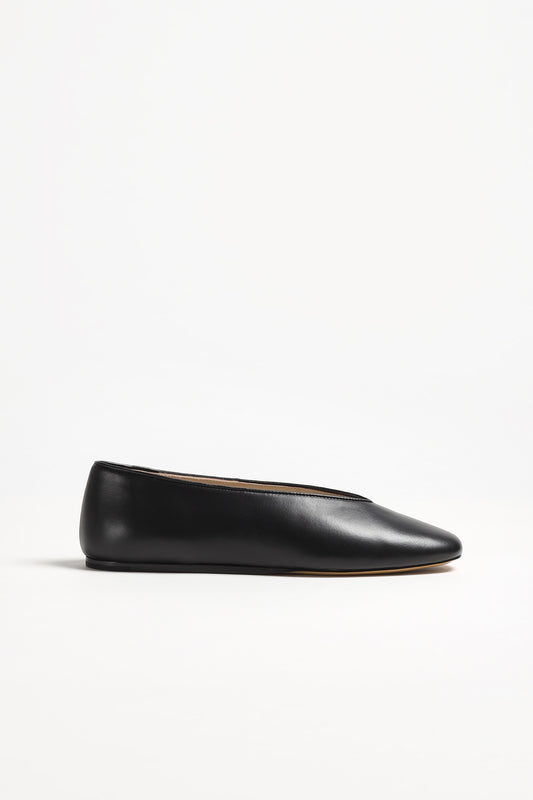 Regency slip-on shoe in black/shearling