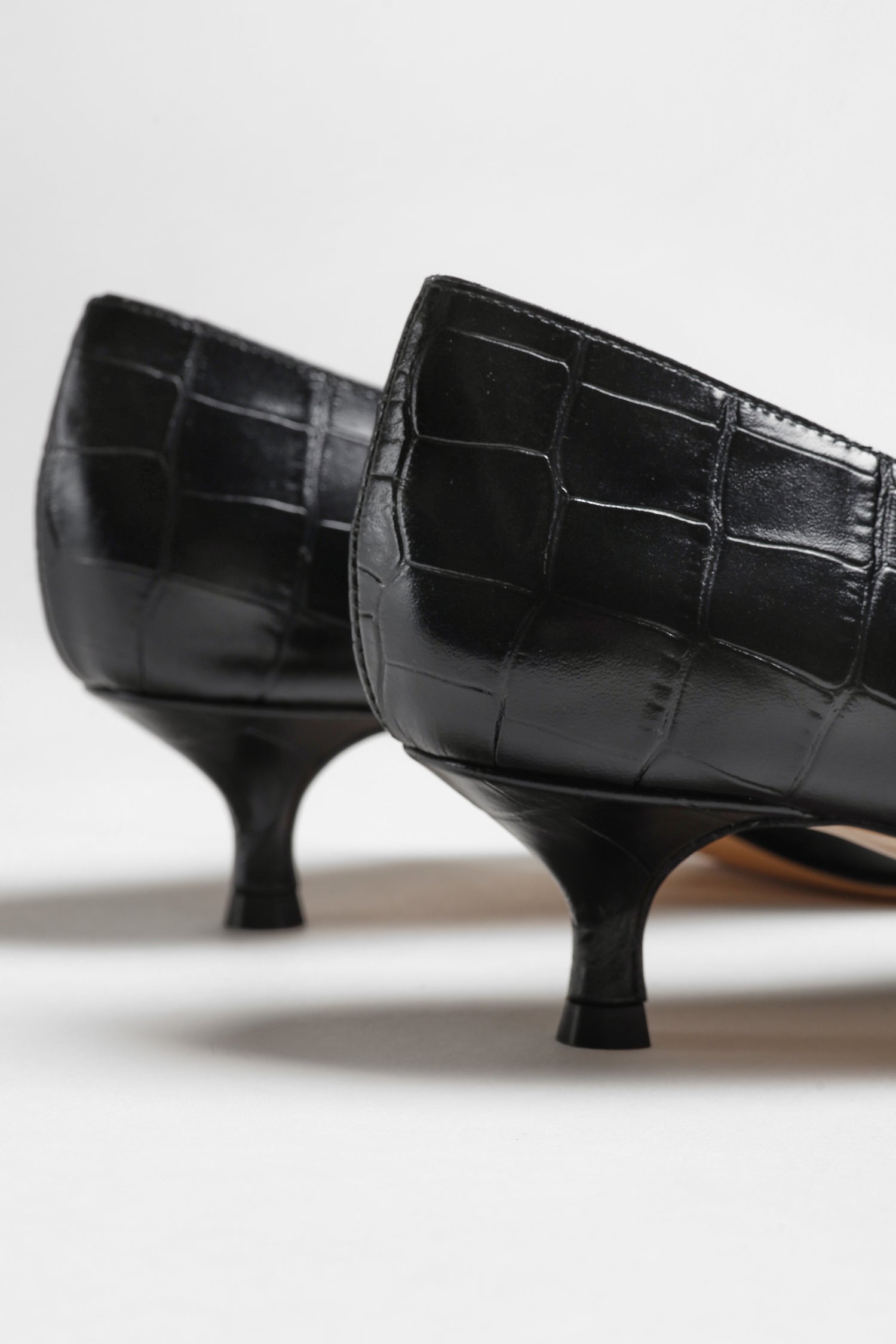 Kitten Heel Babouche in Coco BlackLe Monde Beryl - Anita Hass