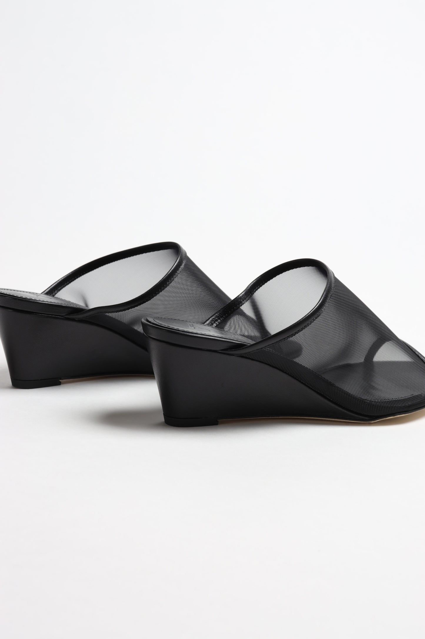 Cuñas Suzanne Mesh en negro
