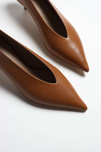 Kitten Heel Babouche in Camel