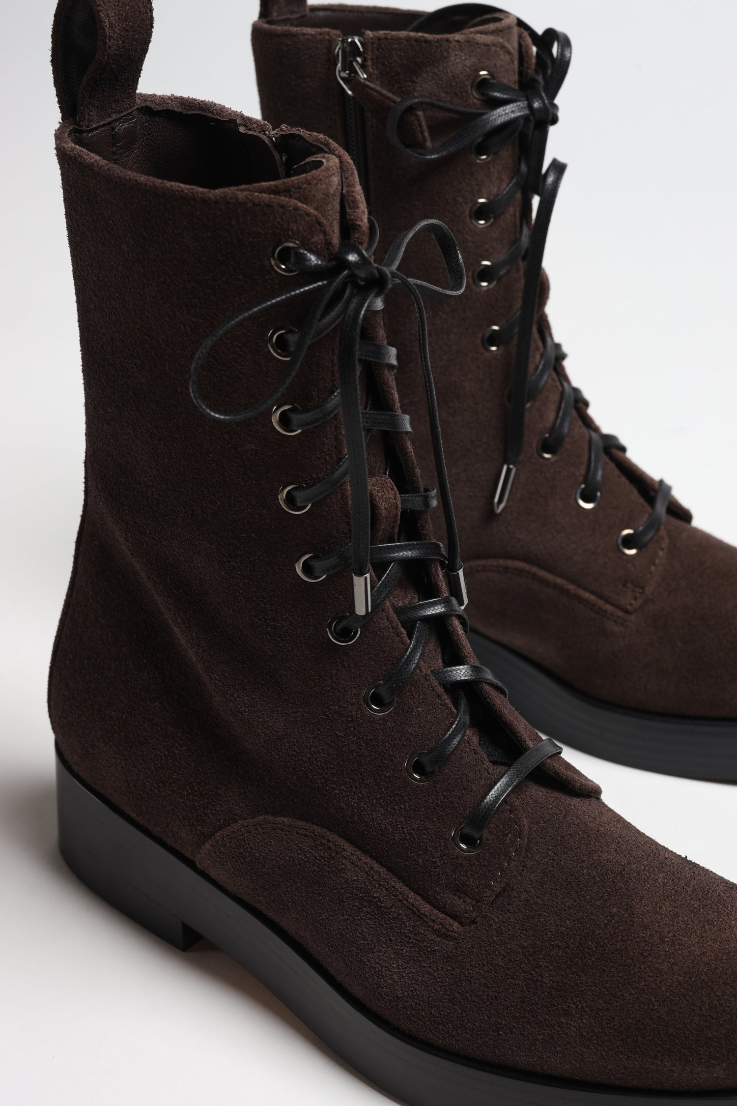 Boots Ben 20 in Charcoal SuedeAquazzura - Anita Hass