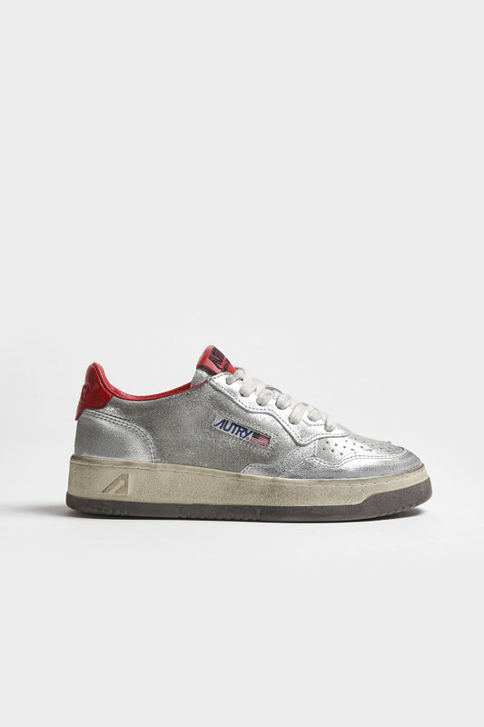 Sneaker Super Vintage in Silver/China RedAutry - Anita Hass