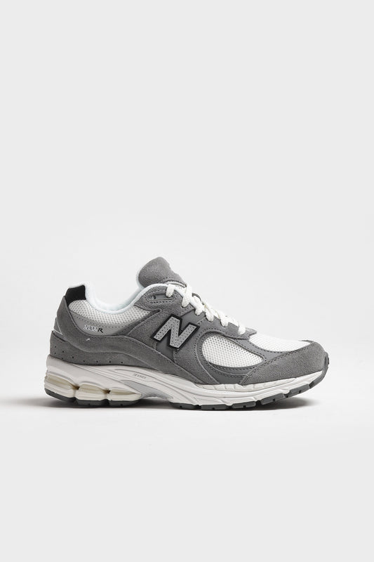 Sneaker 2002R in Harbor Grey/BlackNew Balance - Anita Hass