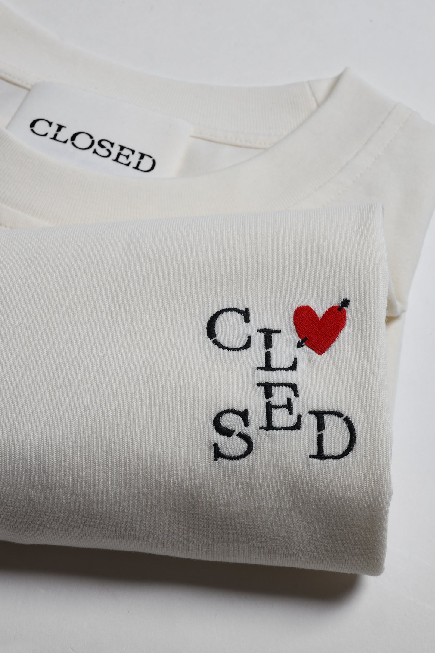 T-Shirt 'Heart' in IvoryClosed x Anita Hass - Anita Hass