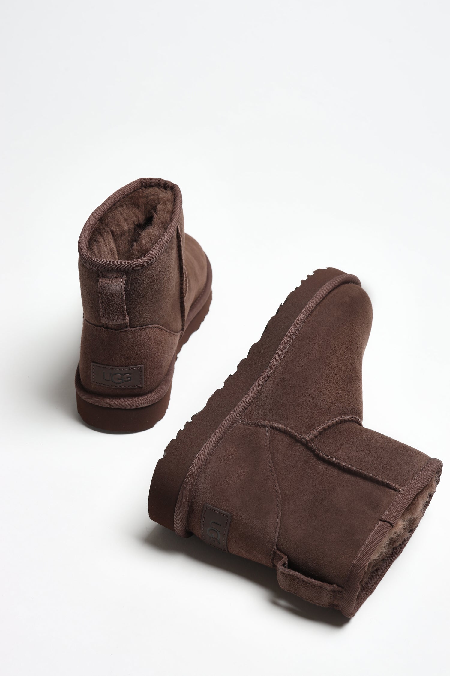 Boots Classic Mini II in Burnt CedarUGG - Anita Hass