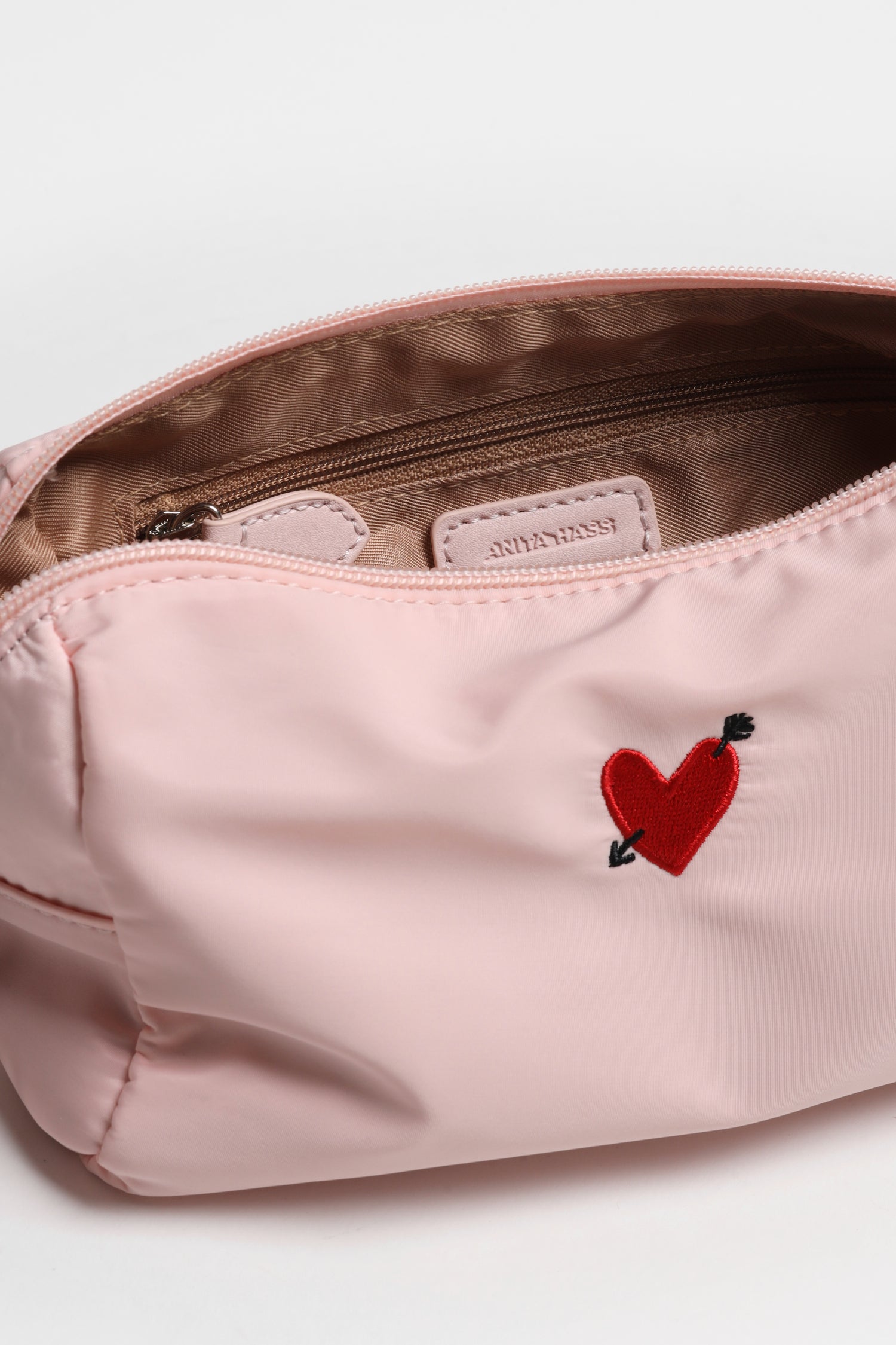 Pouch 'Heart' in Rose NylonAnita Hass - Anita Hass