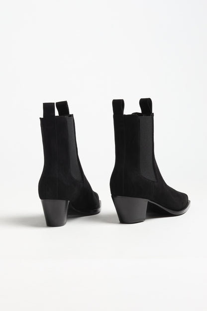 Boots The City Suede in SchwarzToteme - Anita Hass