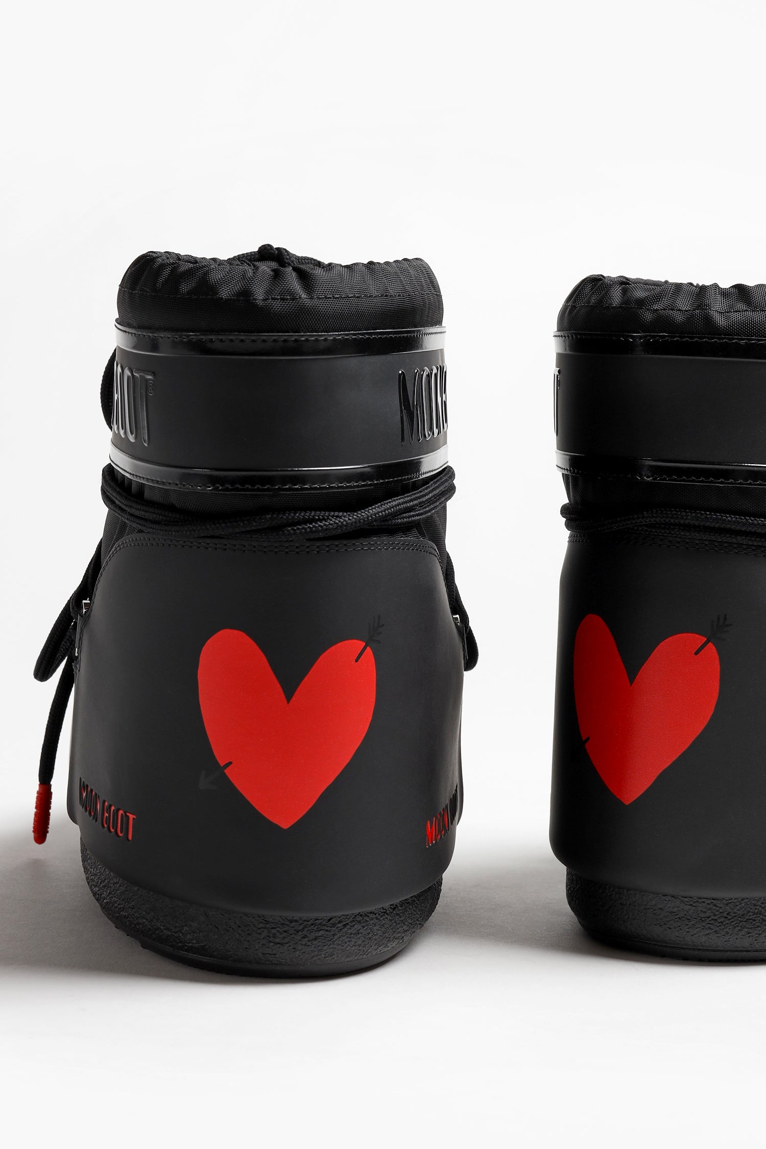 Moon Boot Icon Low 'Heart' in SchwarzMoon Boot x Anita Hass - Anita Hass