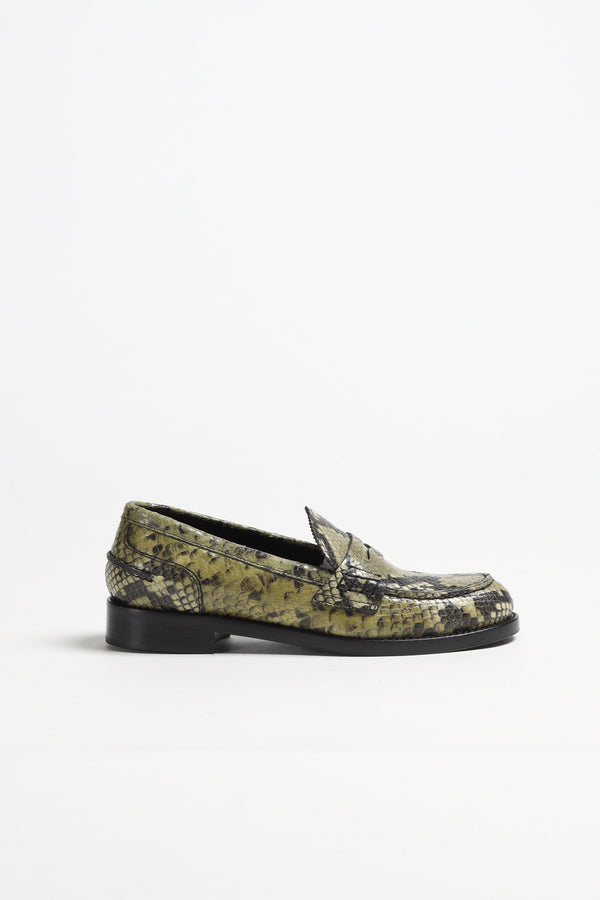 Loafer in Industrial Green