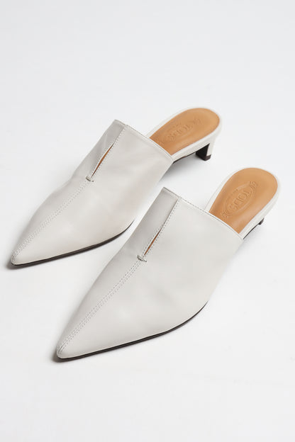 Mules V in EcruTod's - Anita Hass