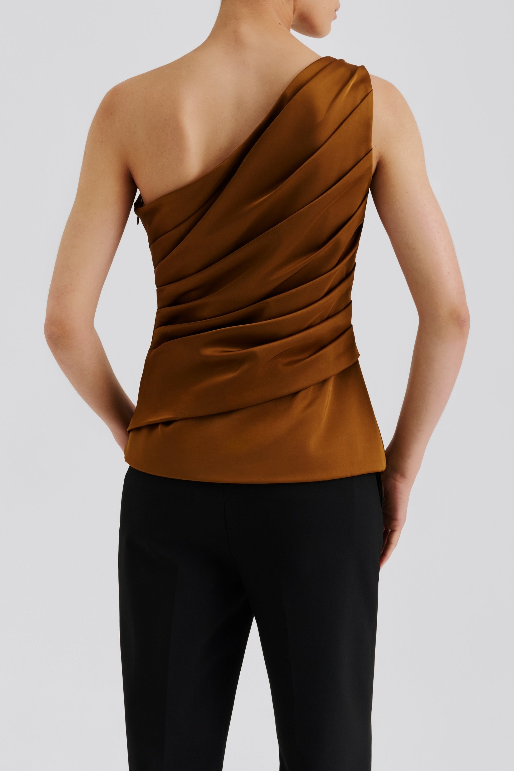 Top Nelly in AmberMalina - Anita Hass