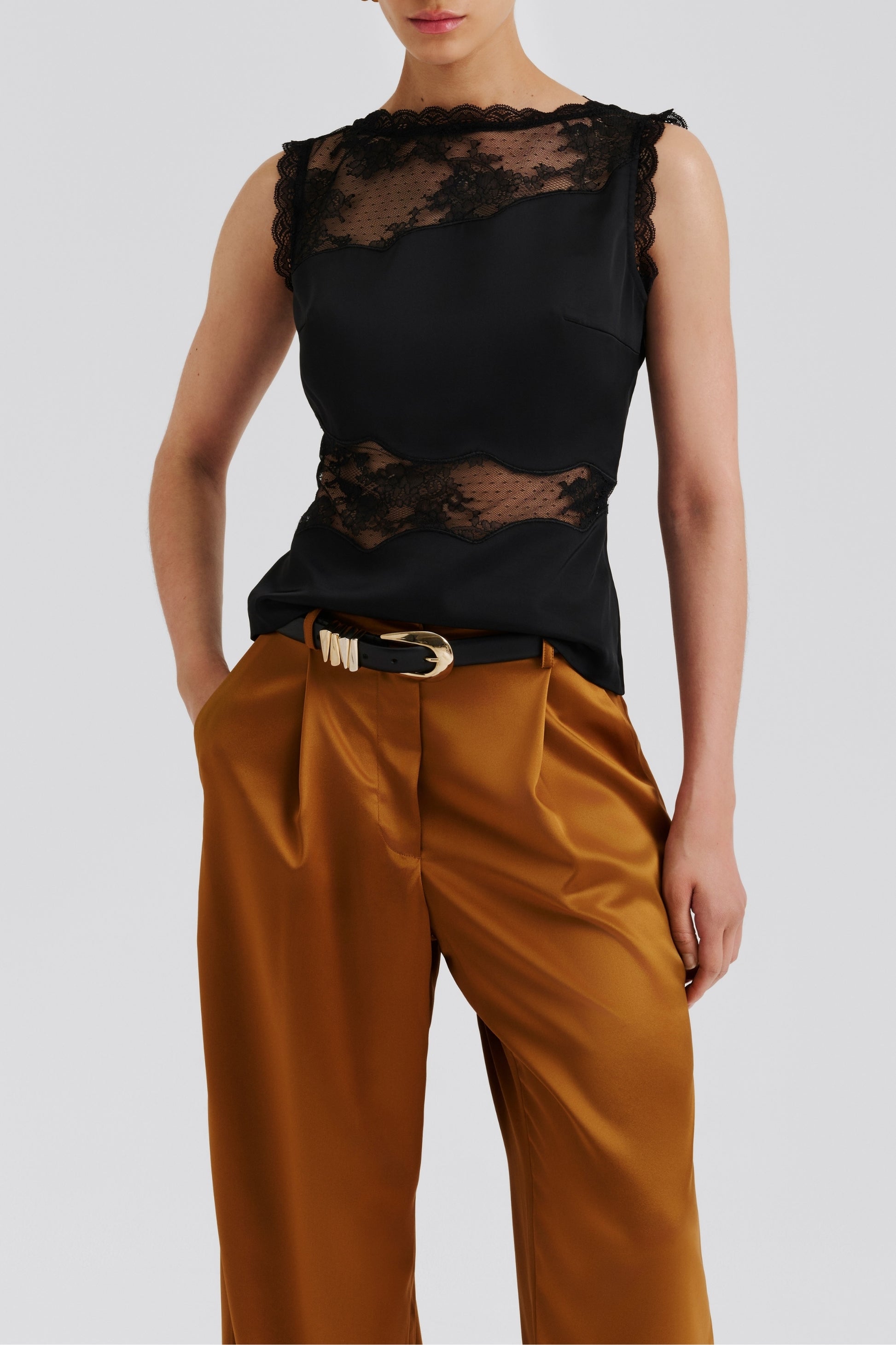 Top Desire Lace in SchwarzMalina - Anita Hass