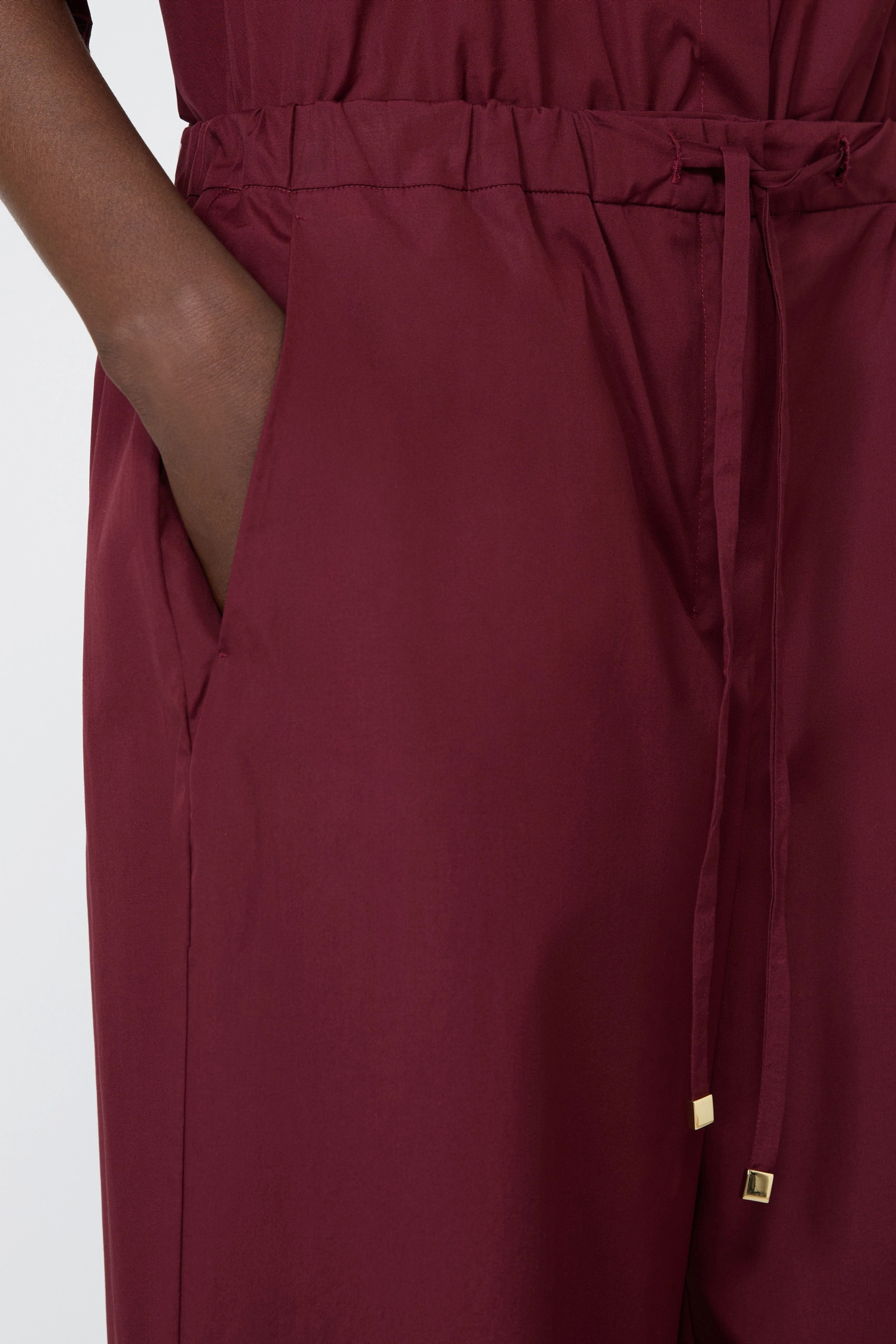 Hose Aureo in RubinS Max Mara - Anita Hass