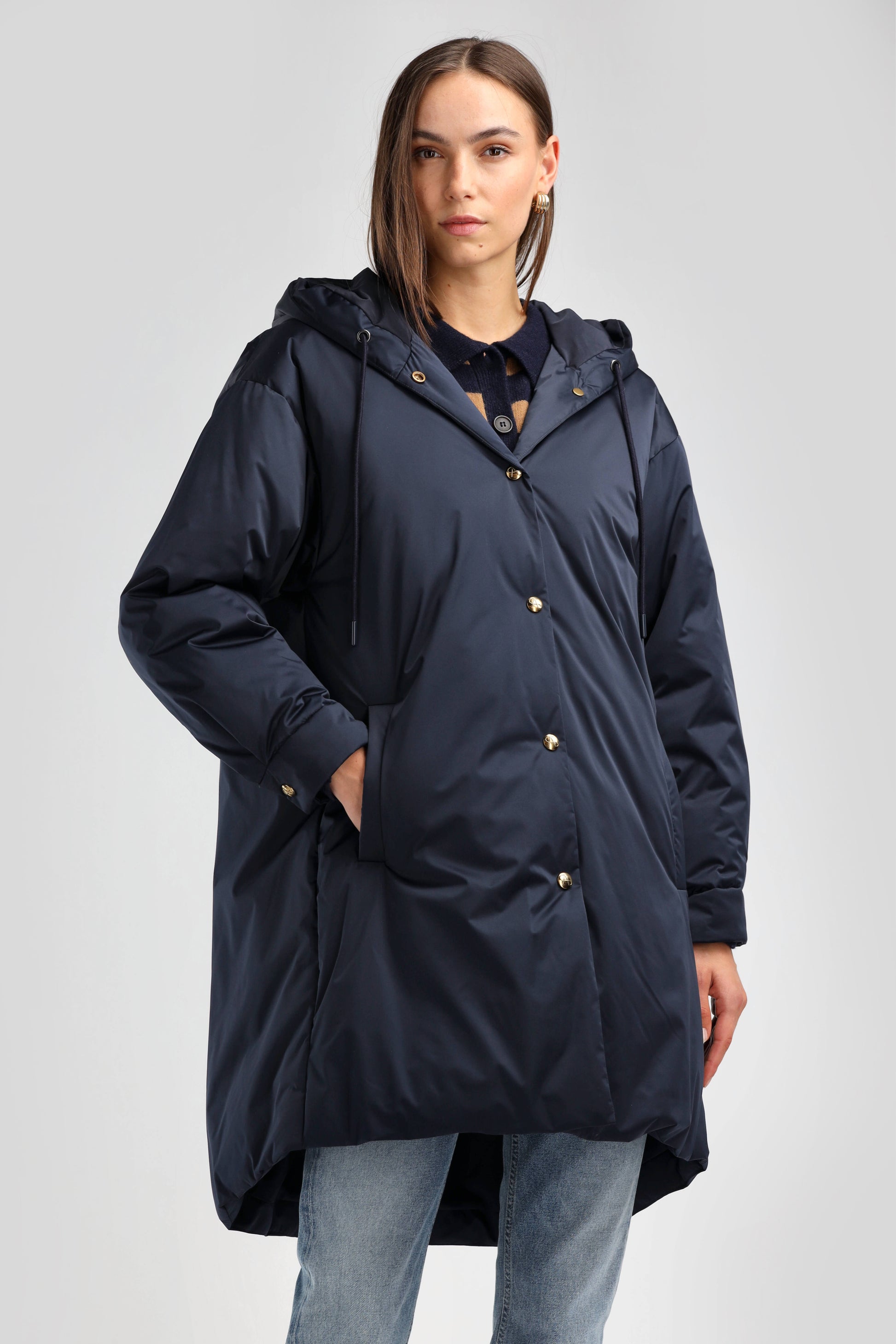 Mantel Now in NavyLadneri - Anita Hass