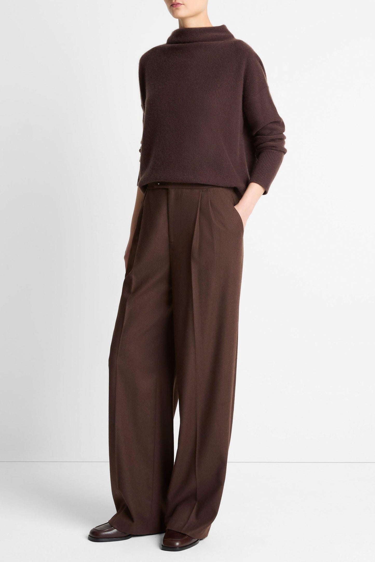 Hose Wide Leg Pleated in MochaVince - Anita Hass