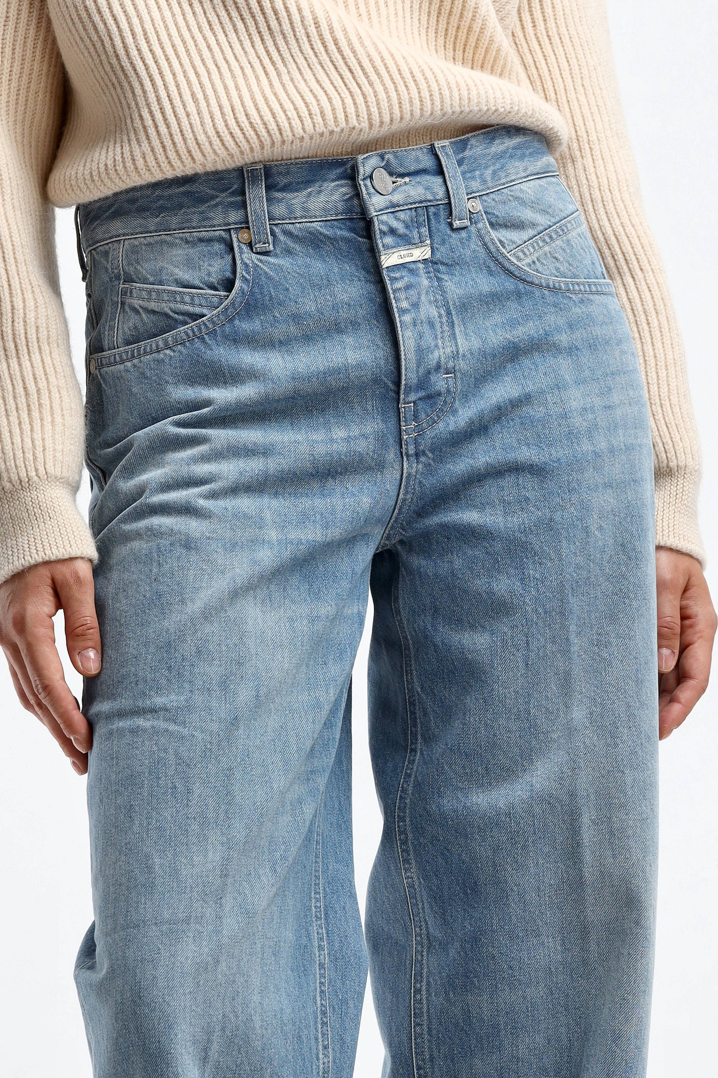 Jeans Nikka Cropped in Mid BlueClosed - Anita Hass