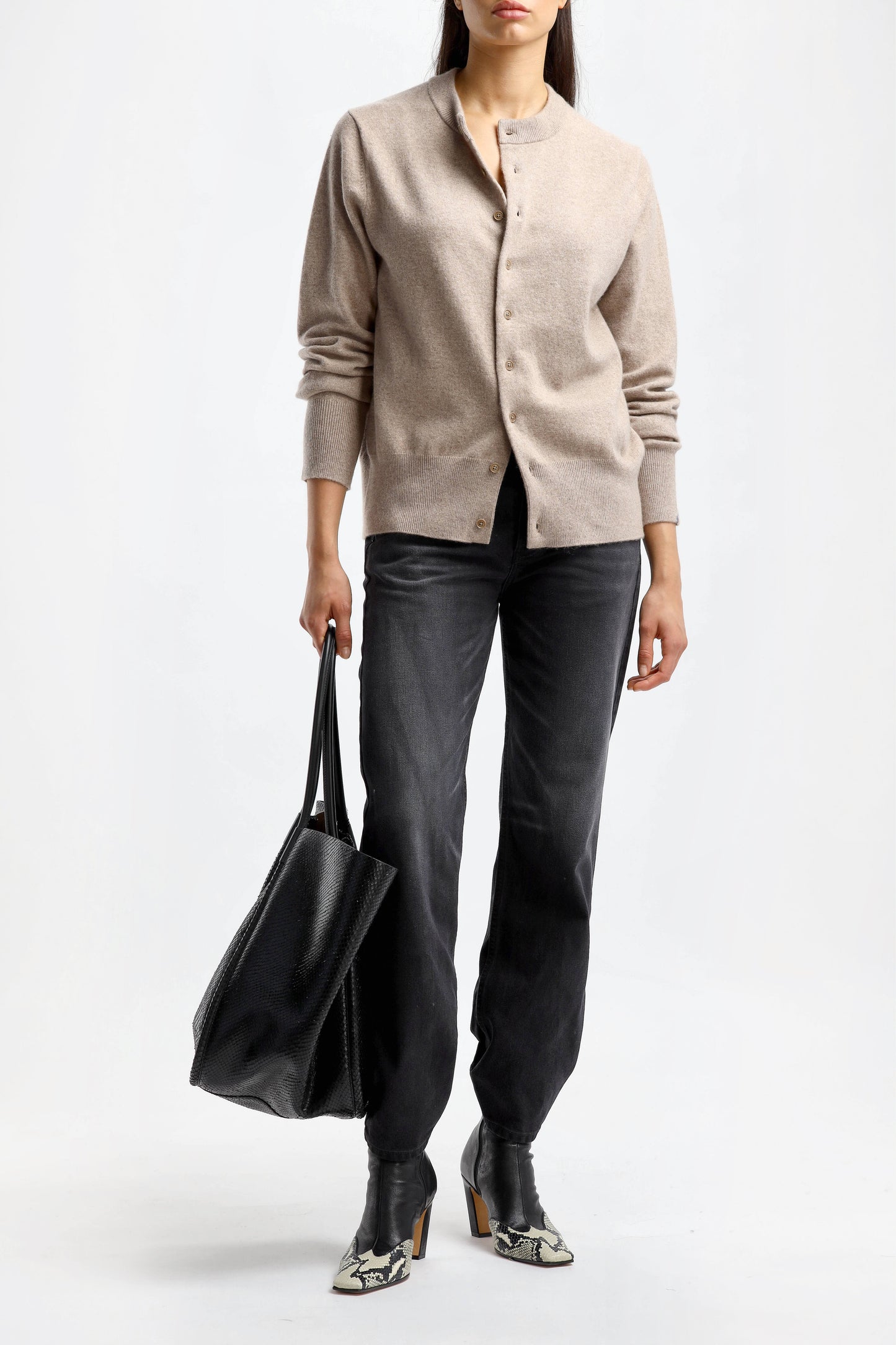 Cardigan Be Game N°283 in SandExtreme Cashmere - Anita Hass
