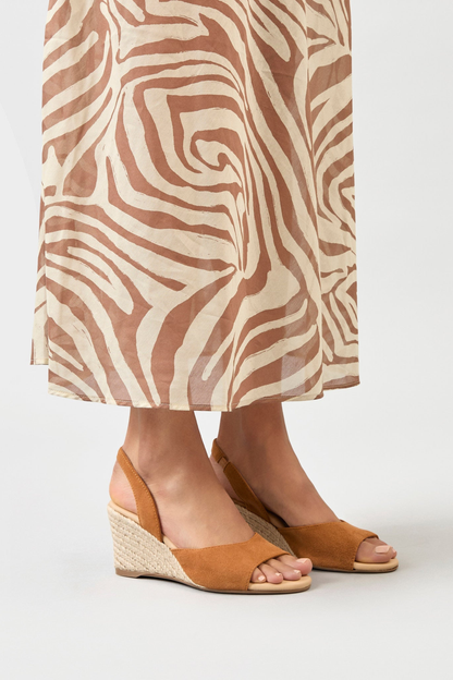 Wedges Slingback in Suede Almond