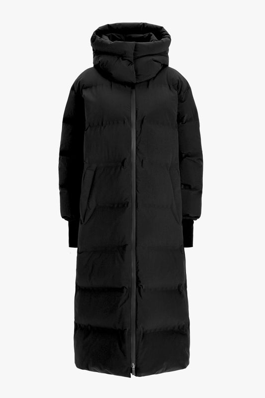 Mantel Functional in SchwarzHerno - Anita Hass