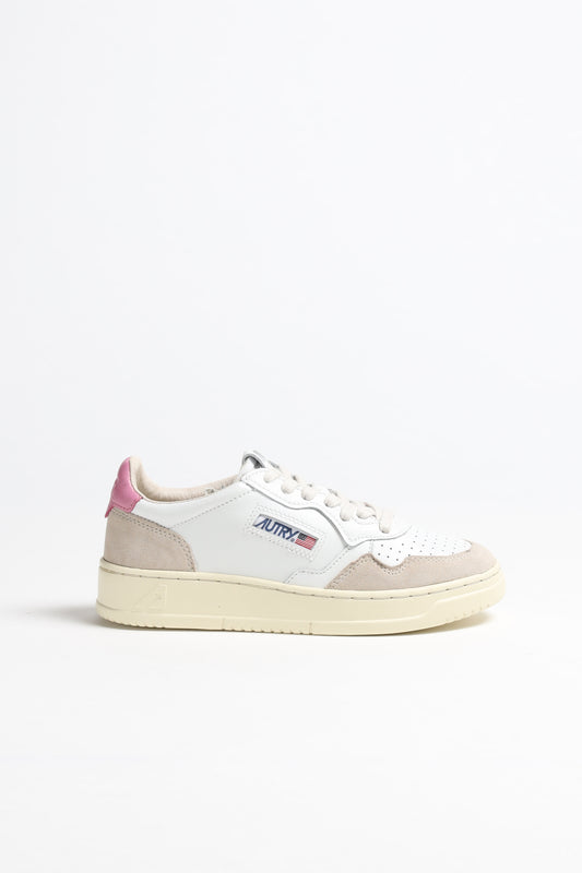 Sneaker 01 Low Suede in Weiß/MauveAutry - Anita Hass
