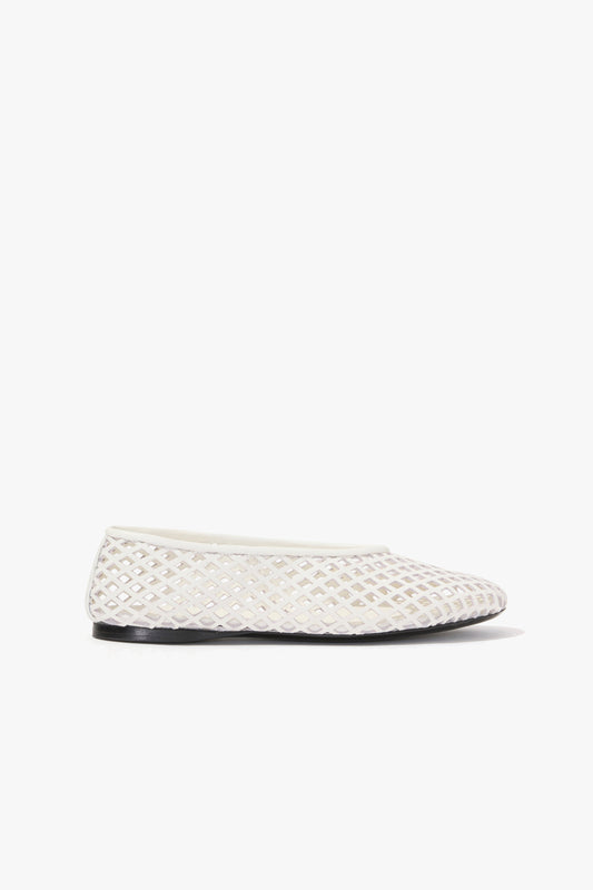 Tee Perforated ballerinas in Ivory