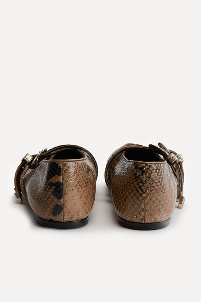 Claudia Loafers in Snake/Silver