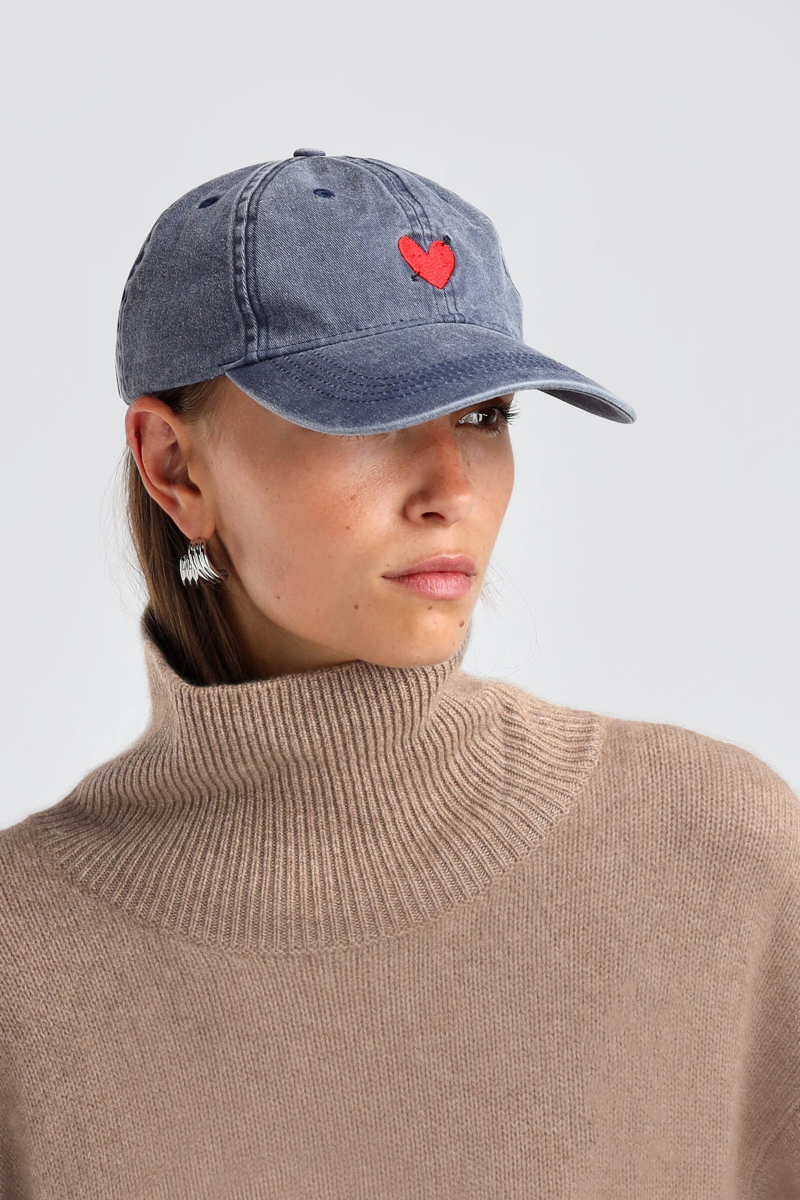 Cap Heart in Washed NavyAnita Hass - Anita Hass