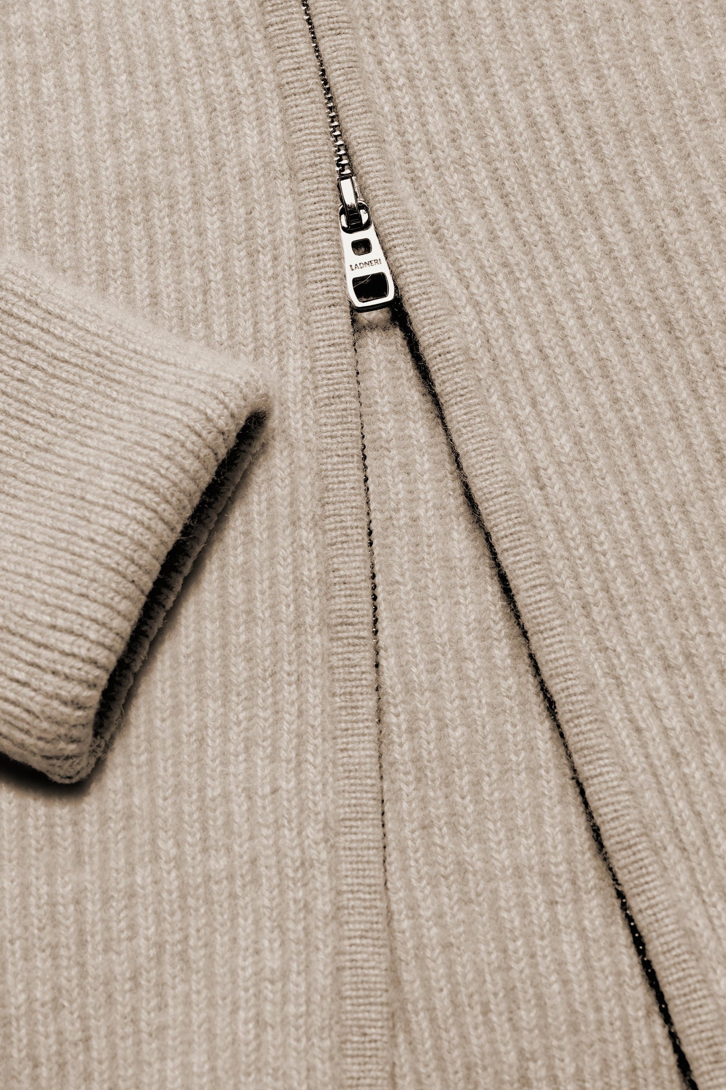 Cardigan Paulie in Taupe MelangeLadneri Men - Anita Hass