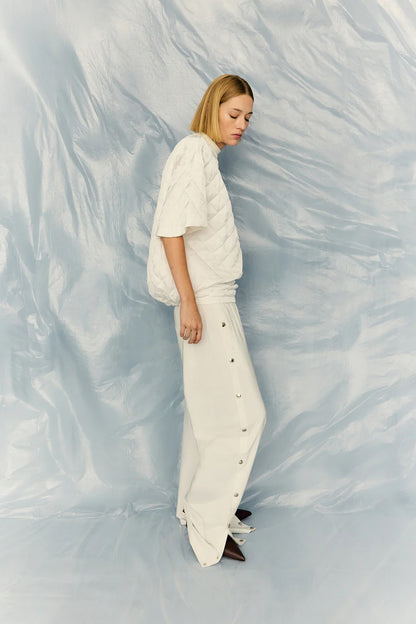 Snap jogger pants in white