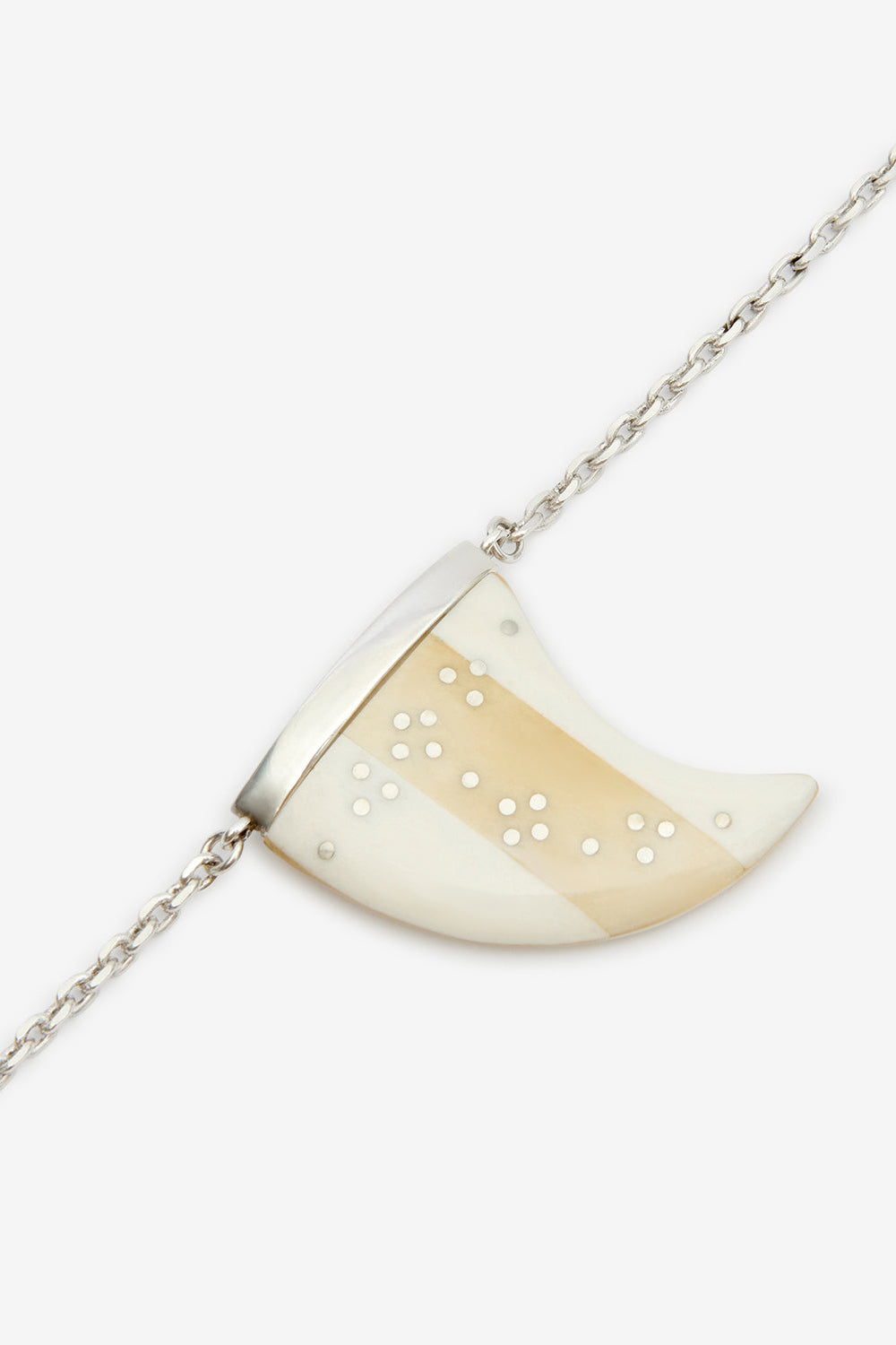 Ellen necklace in ecru/silver