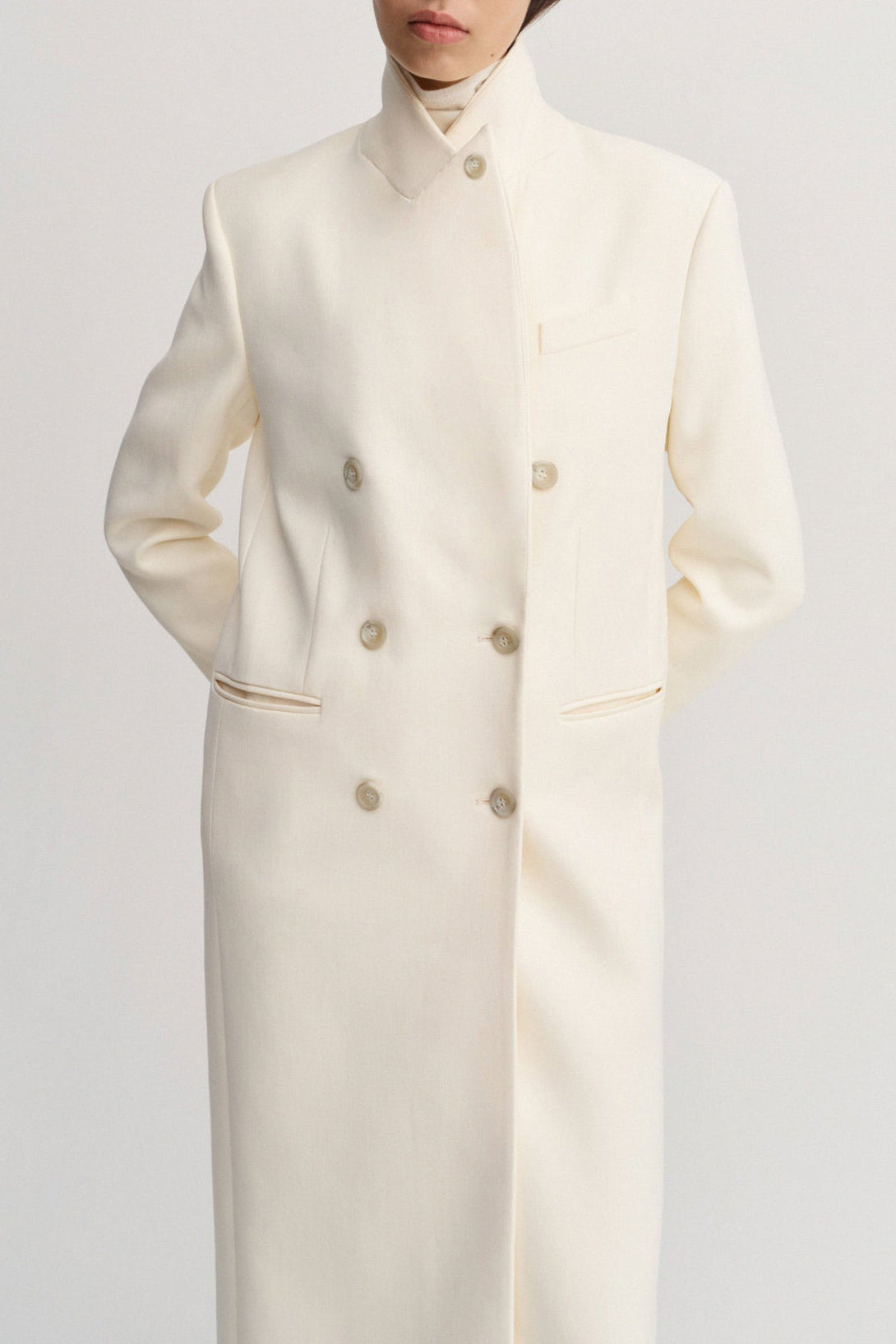 Margot long blazer in cream
