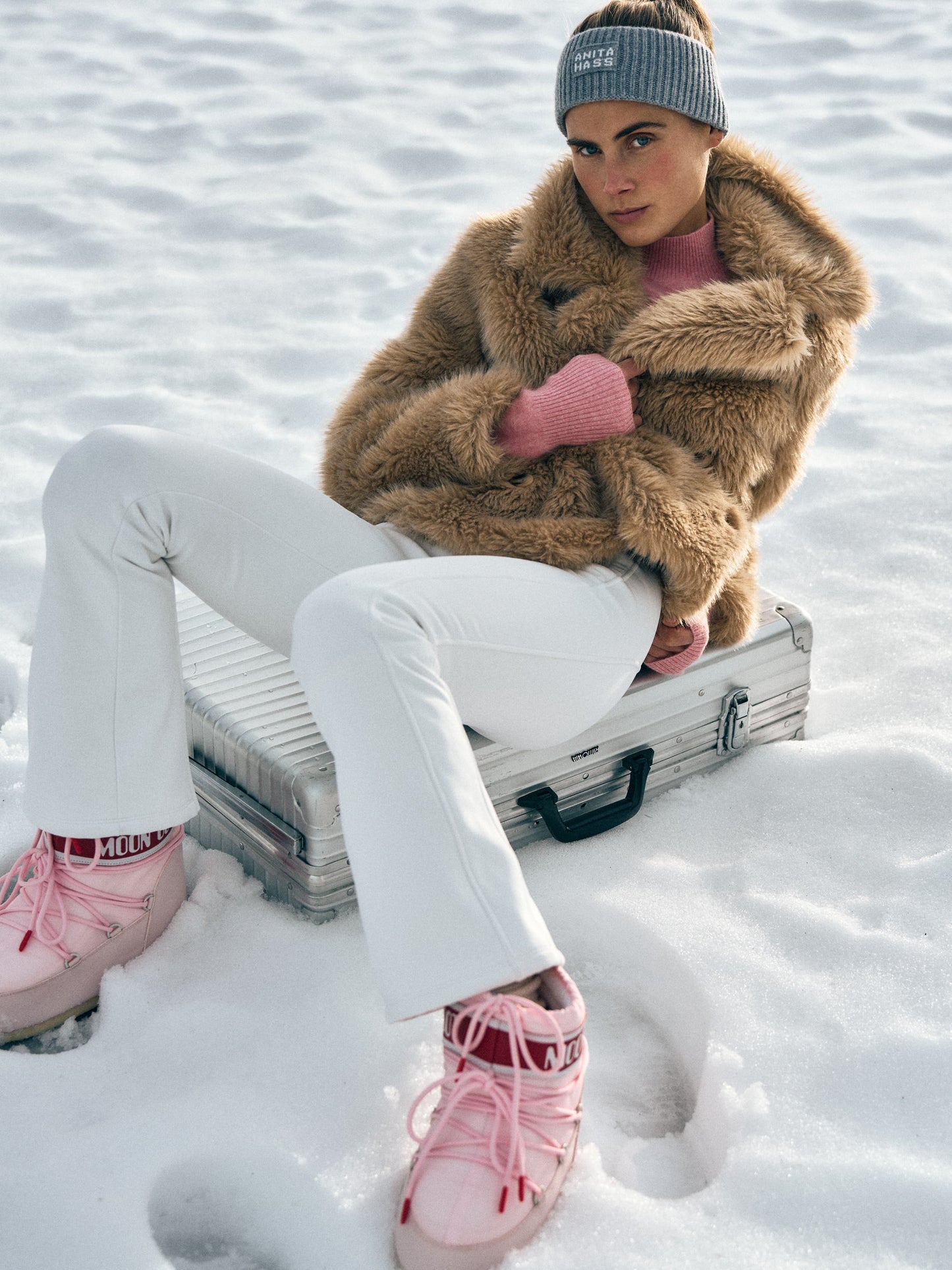 グレイシャージャケット（クリーム