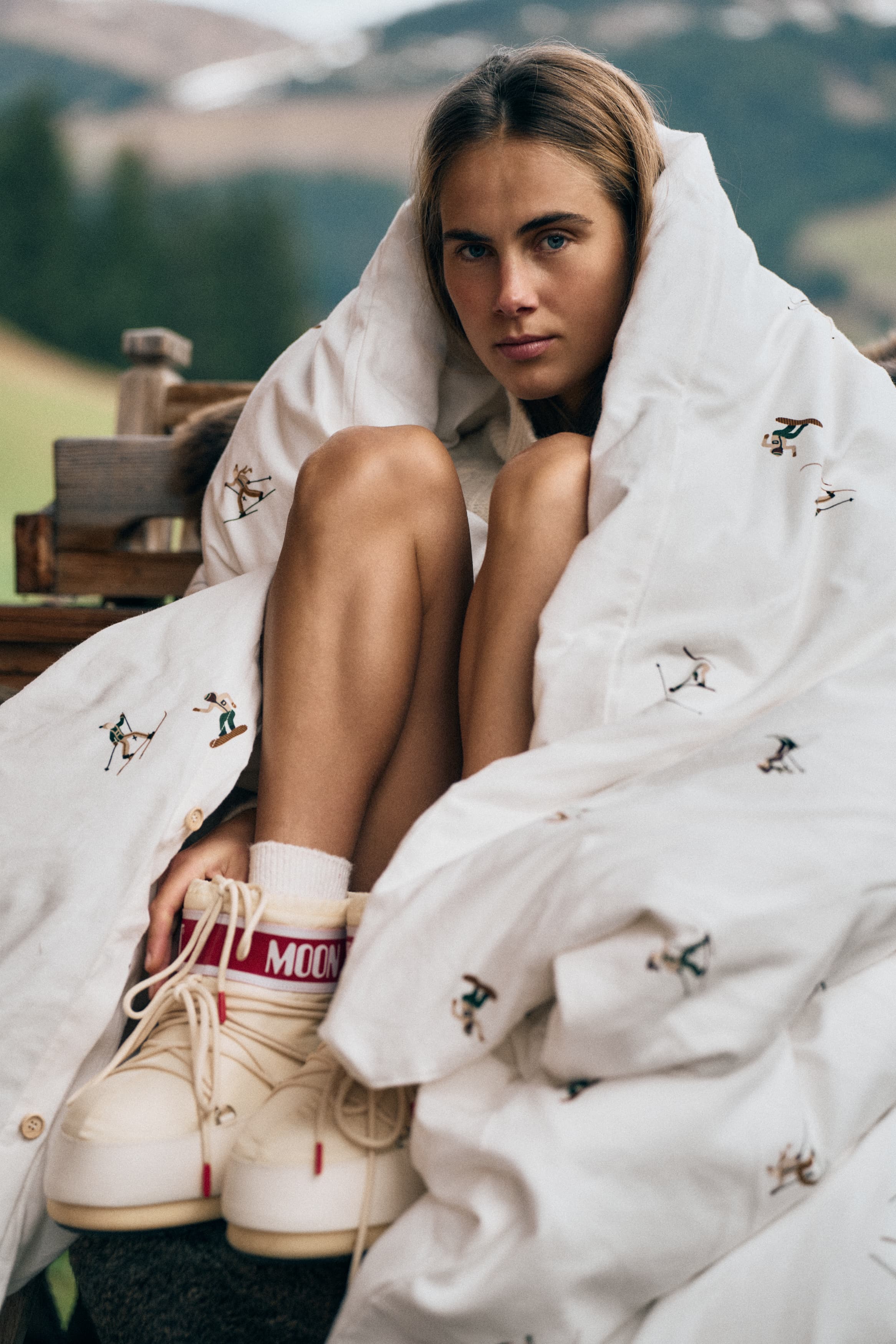 MOON BOOT　❤︎❤︎❤︎ Moon Boot Icon Low 'Heart' in Cream – anitahass.com