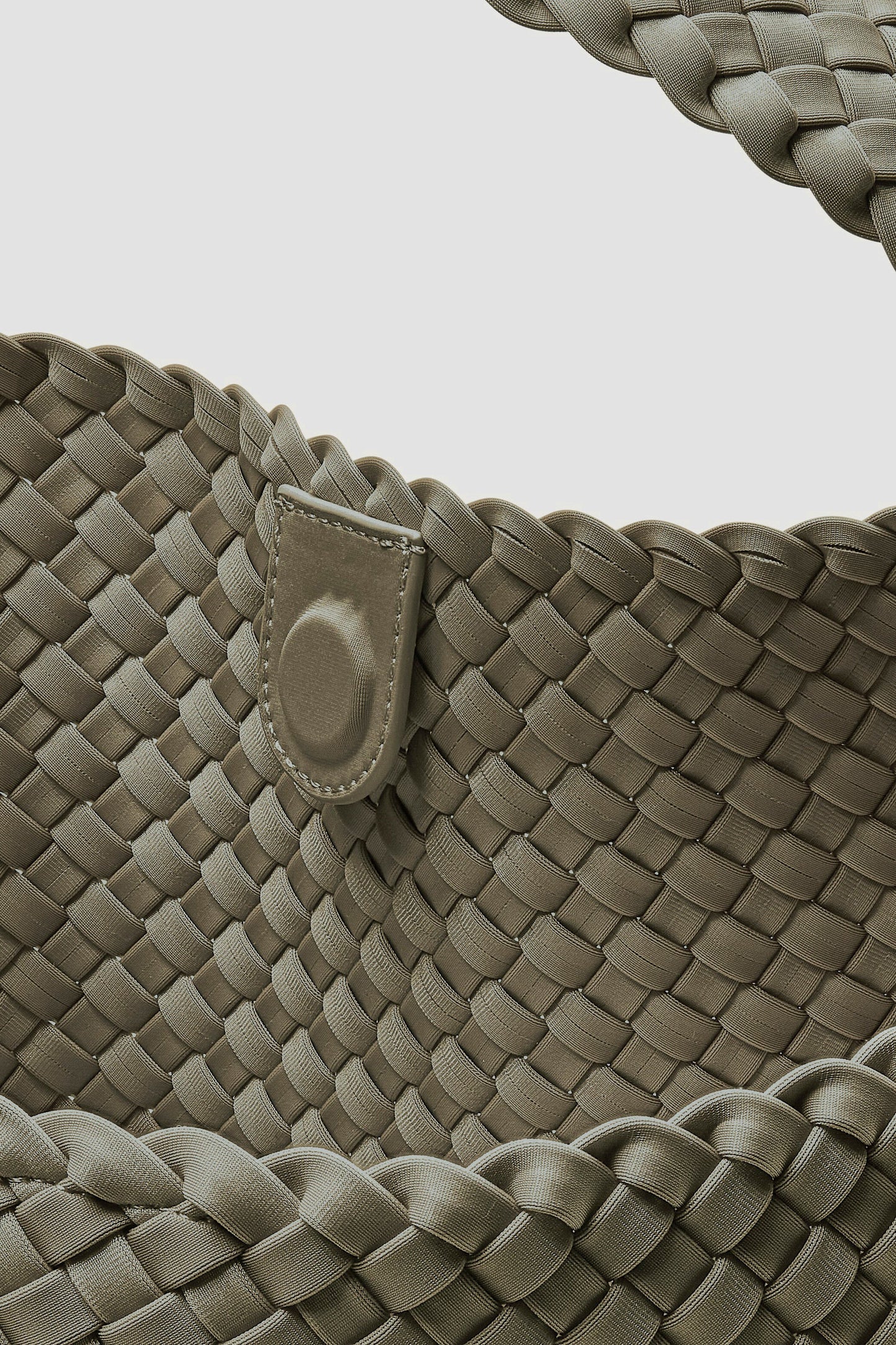 Nomad Large bag in Olea