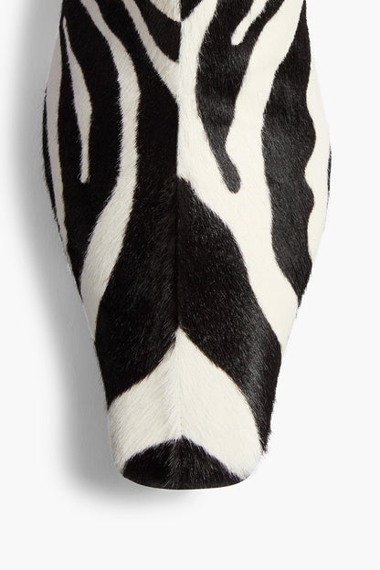 Boots Ona in zebra