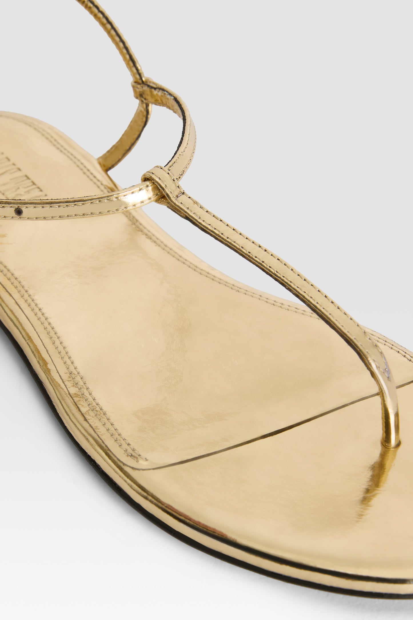 Montecarlo sandal in gold