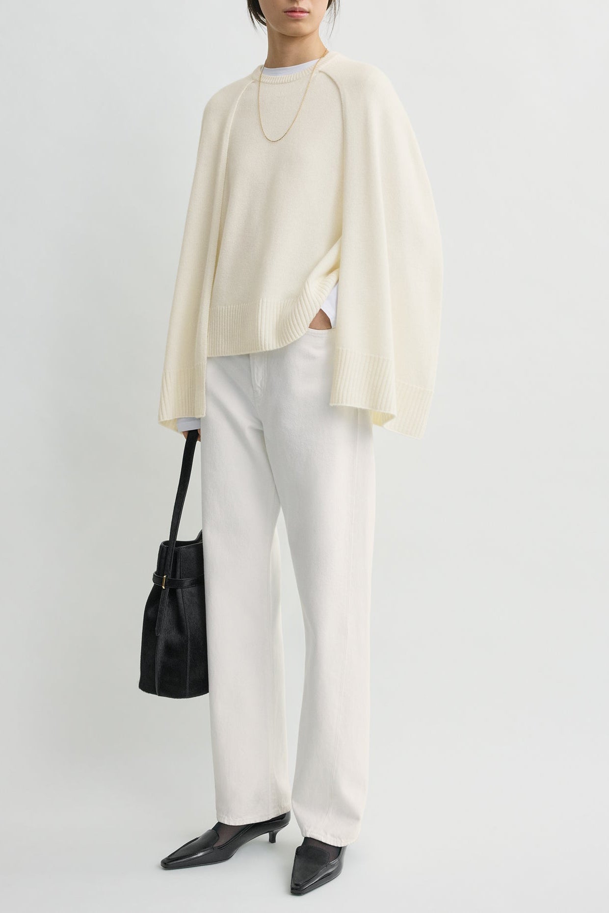 Pullover Crew Cape in Ecru