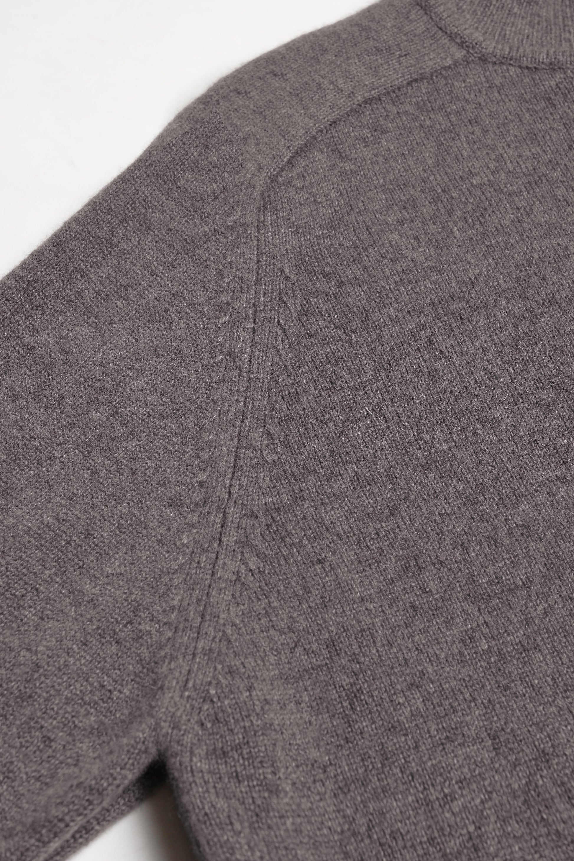 Pullover Frankie in Dark Brown MelangeLadneri Men - Anita Hass