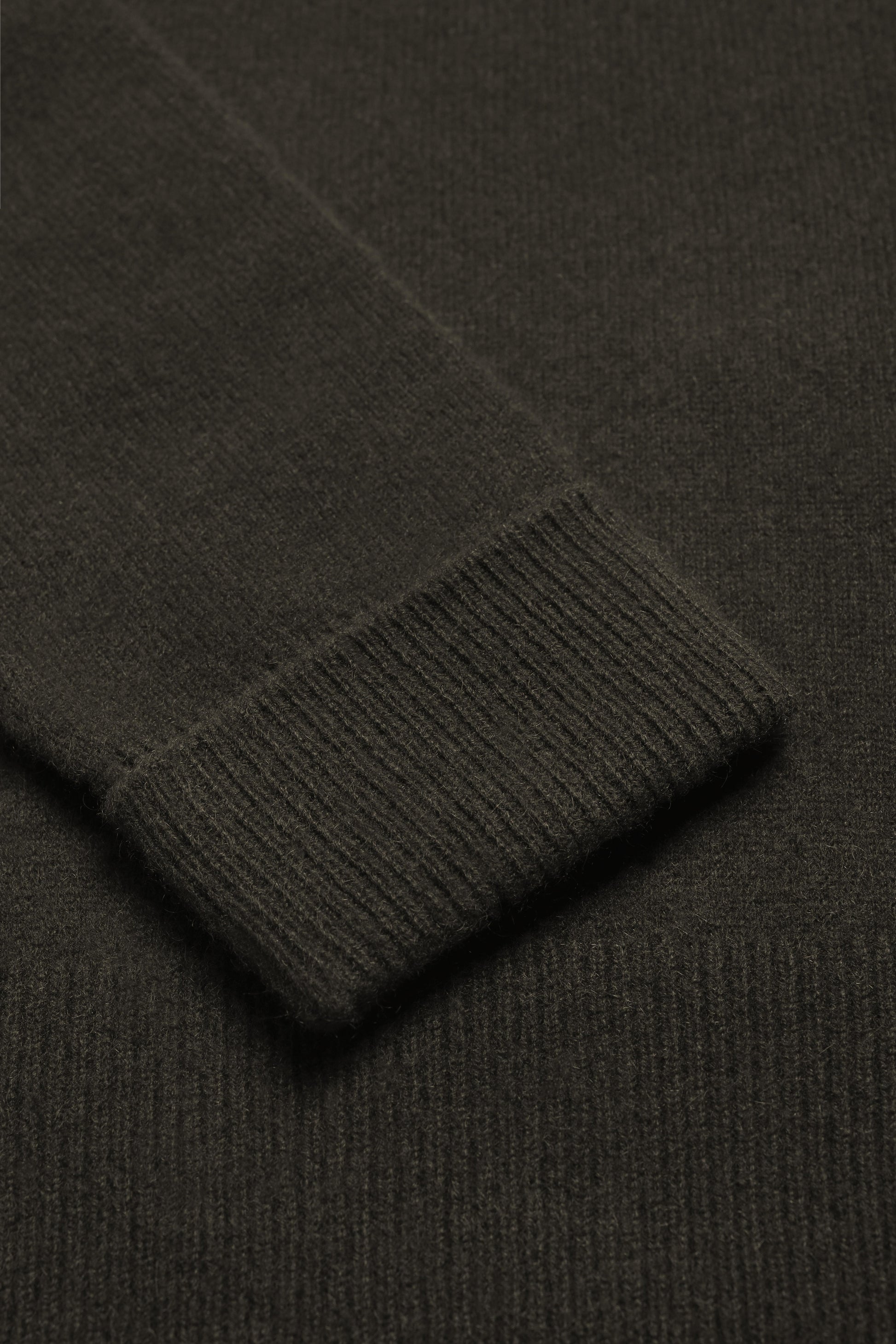 Pullover Joey in OliveLadneri Men - Anita Hass