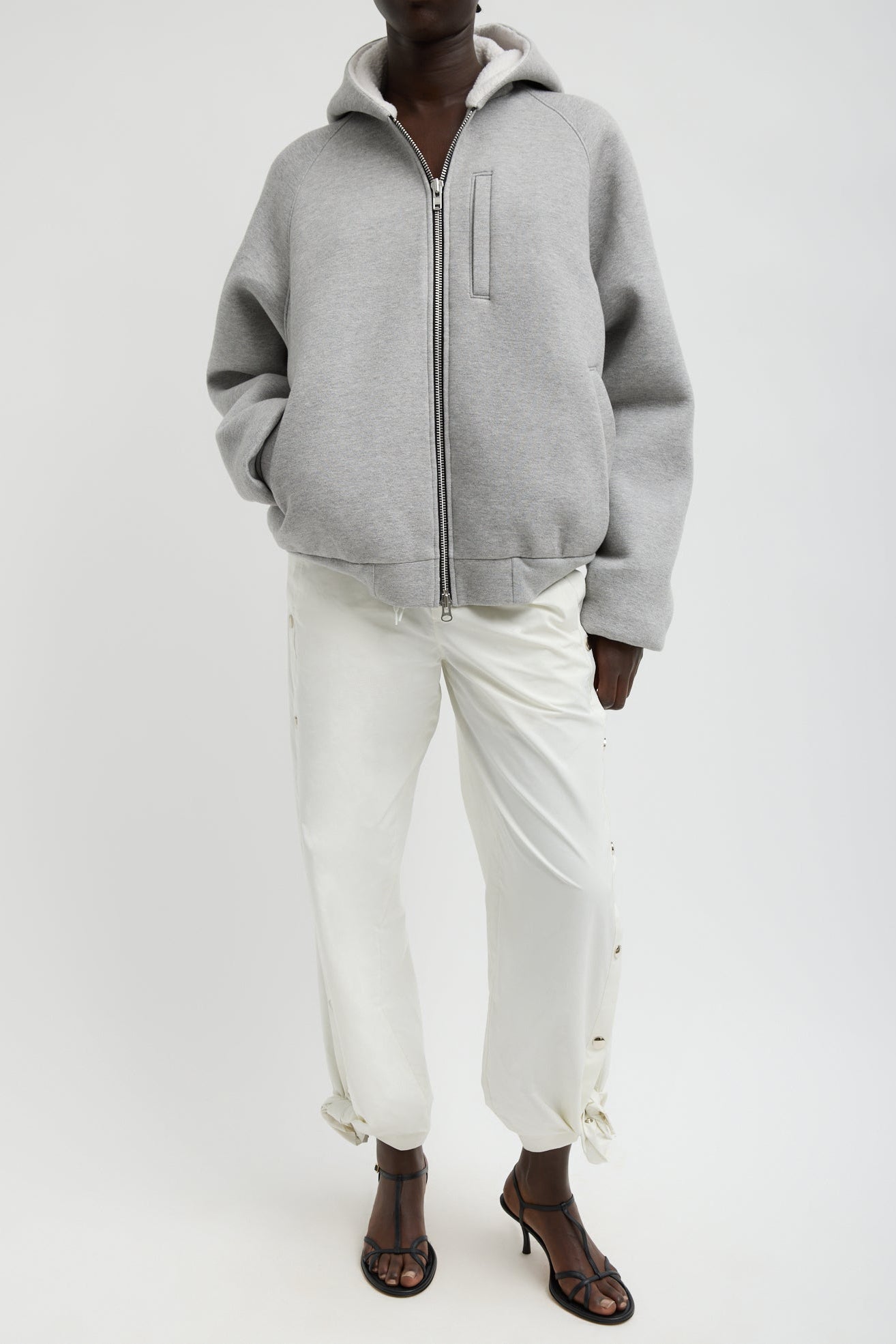 Snap jogger pants in white