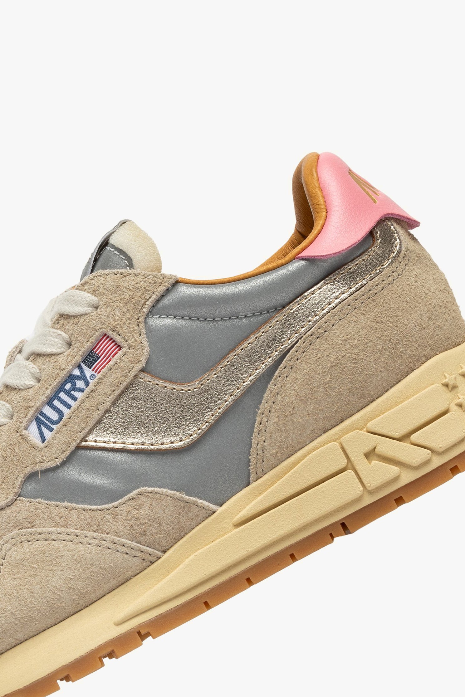 Sneaker Reelwind Reflective in Silber/PlatinumAutry - Anita Hass