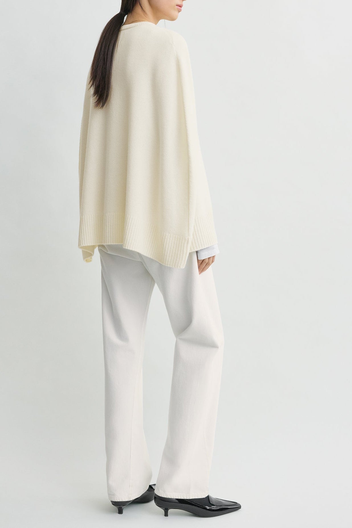 Pullover Crew Cape in Ecru