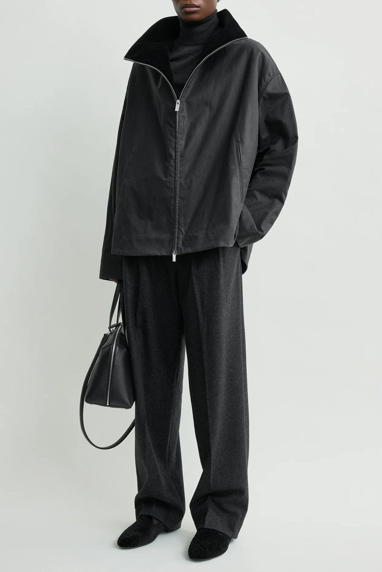 Zipped country jacket in black