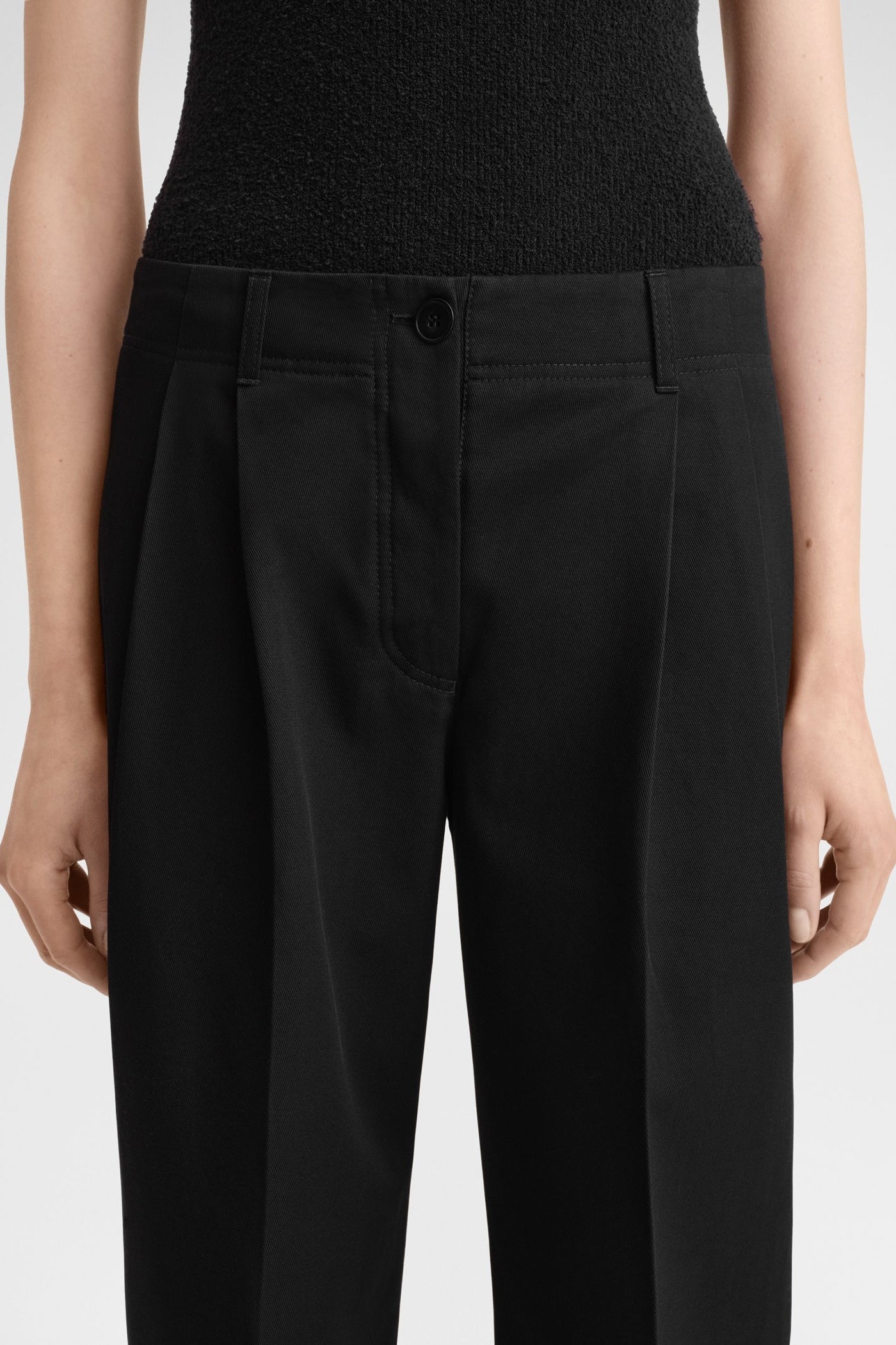 Hose Relaxed Twill in SchwarzToteme - Anita Hass