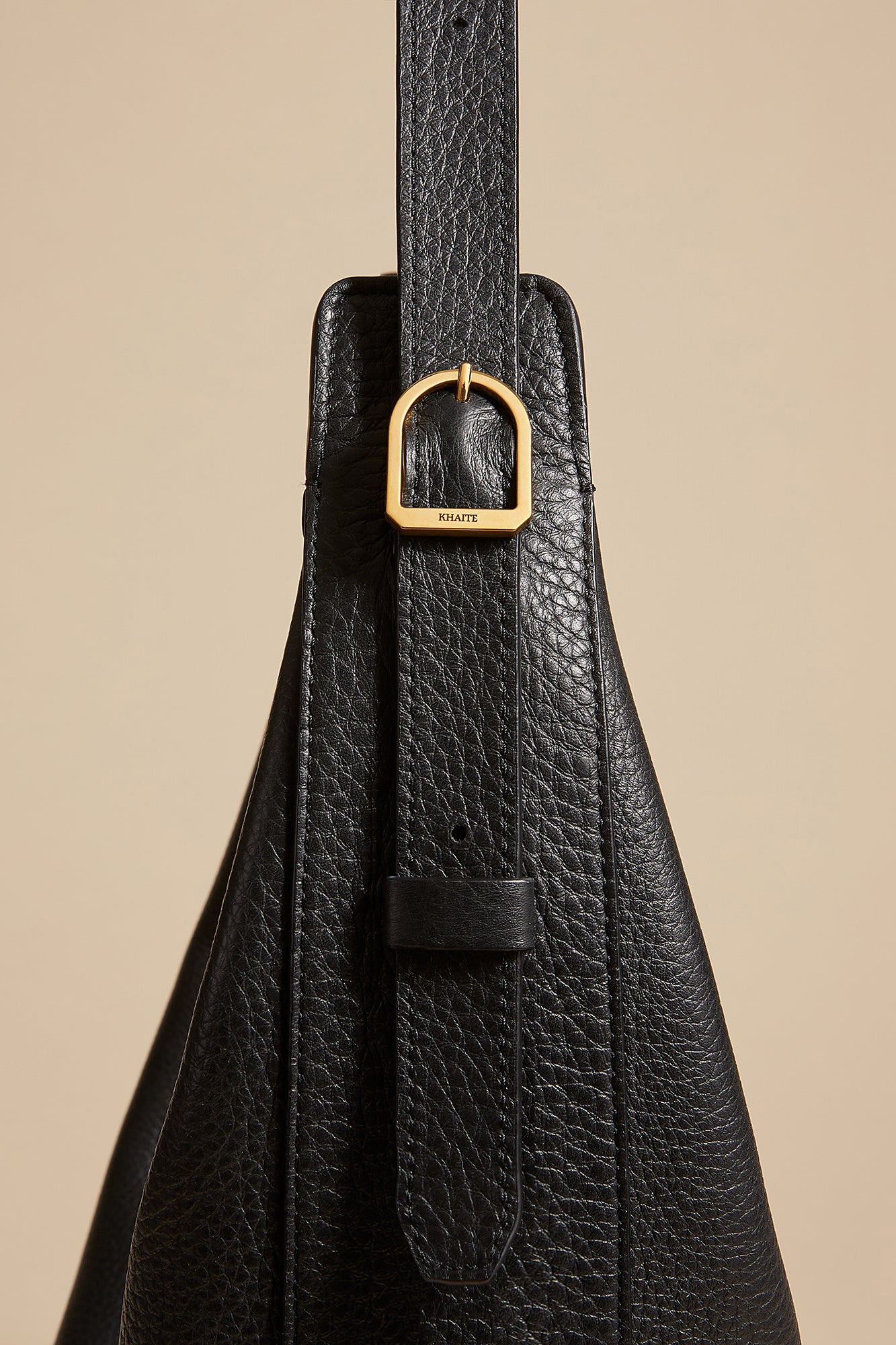 Black leather hobo bag with zipper online