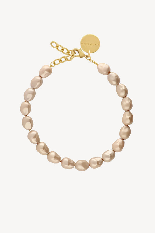 Organic Pearl Short necklace in champagne