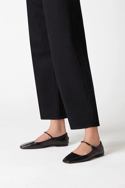 Ballerinas Uma in Schwarz aeyde