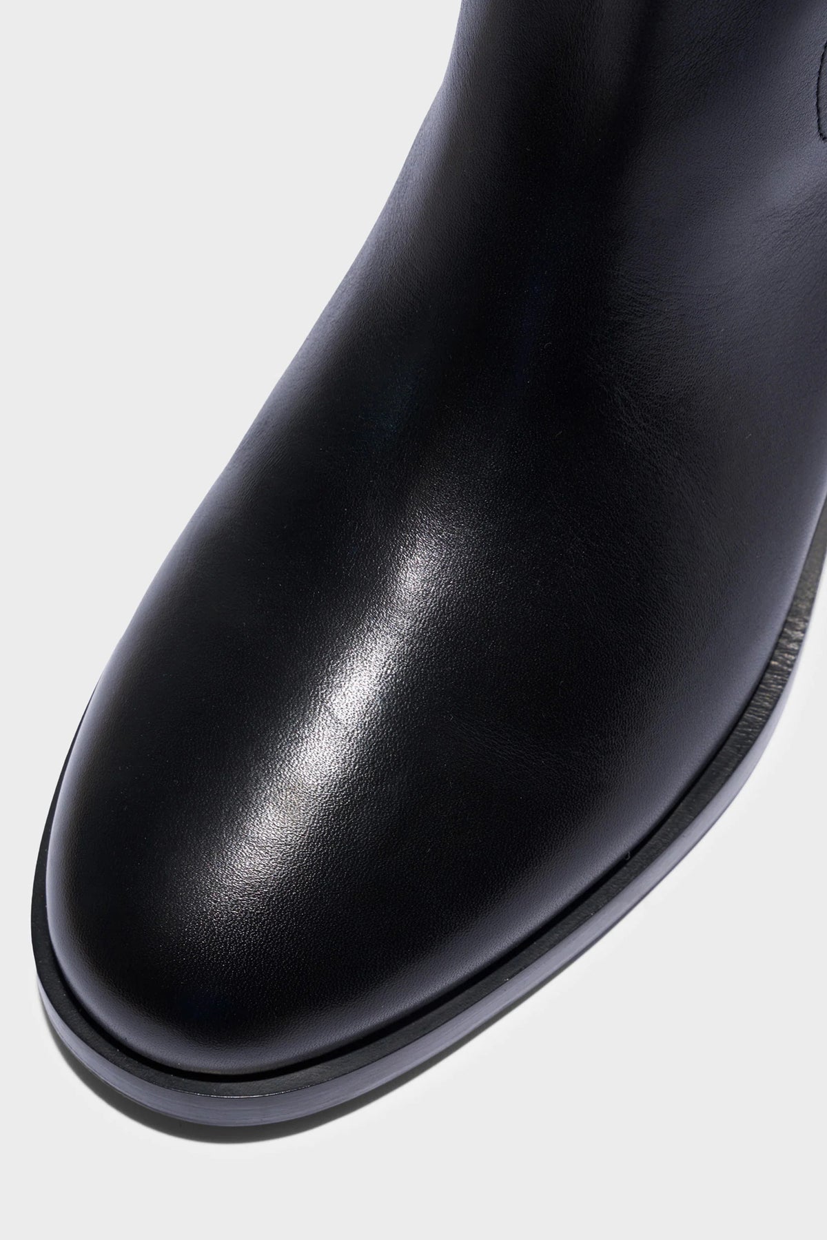 Boots Caspar in Black