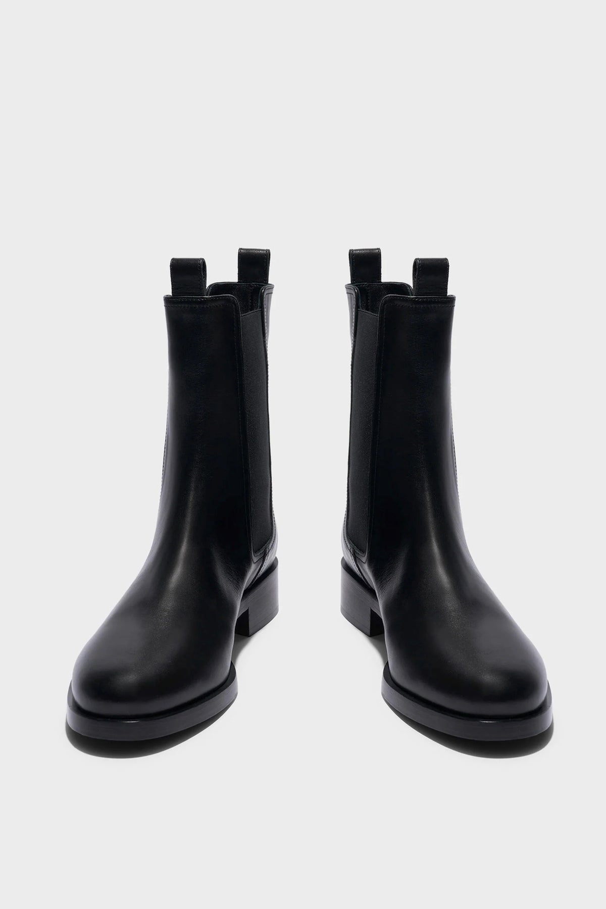 Boots Caspar in Black