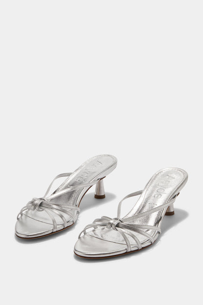 Sandalias Abby en color plata de Aeyde - Anita Hass